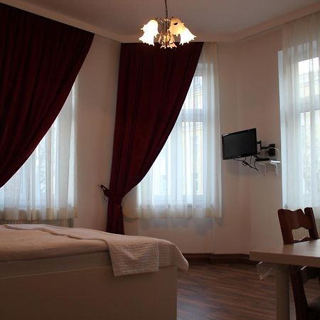 Arnes Hotel Vienne Extérieur photo
