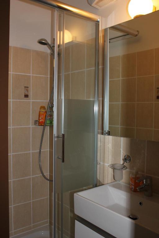 Arnes Hotel Vienne Extérieur photo